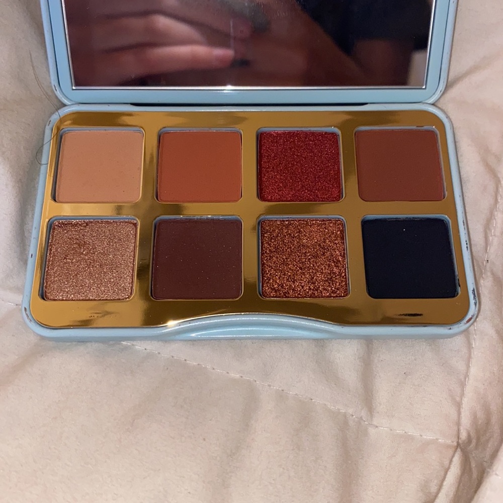 Too Faced Eyeshadow Palette